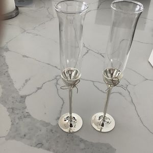 Vera Wang toasting flutes